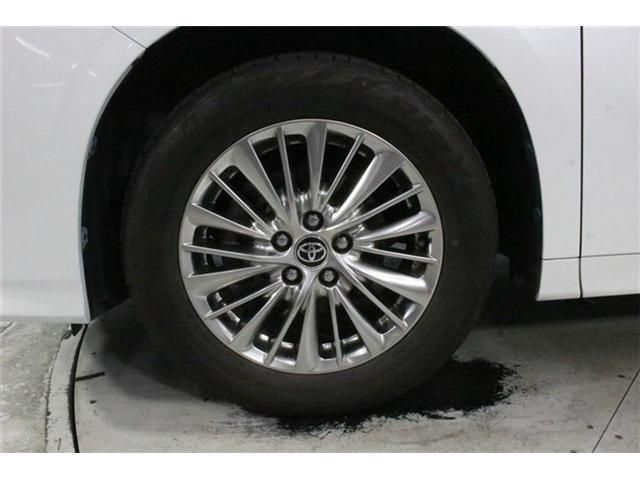 ALPHARD hybrid 4WD
