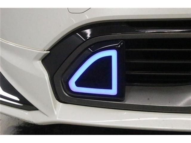 PRIUS 4WD