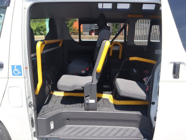 HIACE van 2WD