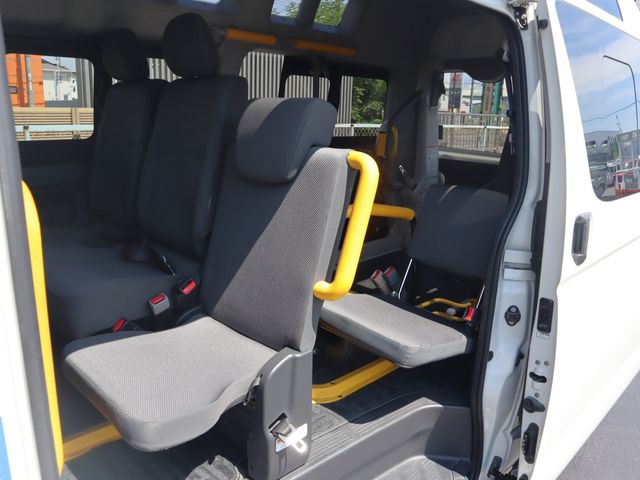 HIACE van 2WD