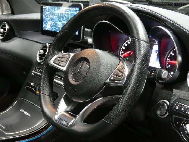 MERCEDES AMG GLCclass