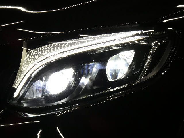 MERCEDES AMG GLCclass