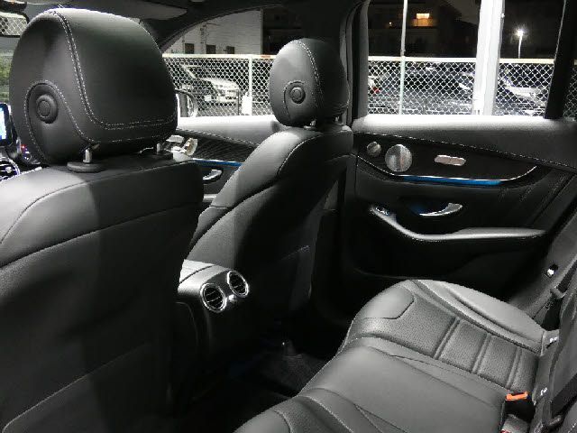MERCEDES AMG GLCclass