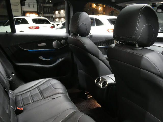MERCEDES AMG GLCclass