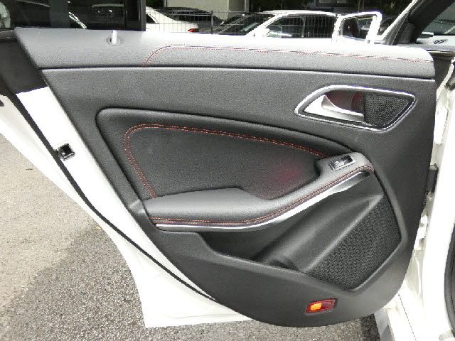 MERCEDES AMG CLA Shooting Brake