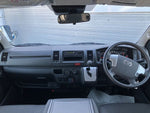 REGIUSACE 4WD van