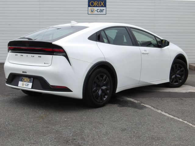PRIUS 4WD