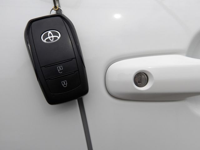 PRIUS 4WD