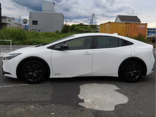 PRIUS 4WD