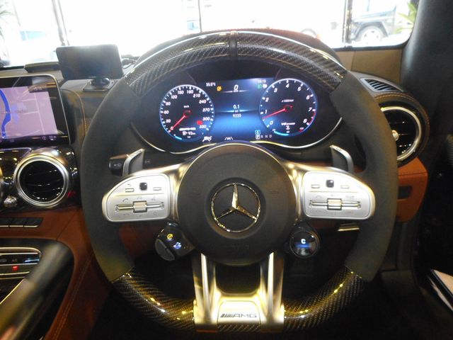 MERCEDES AMG GT Roadster