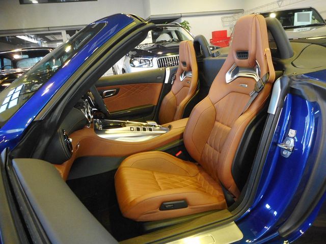 MERCEDES AMG GT Roadster