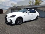 LEXUS IS300h