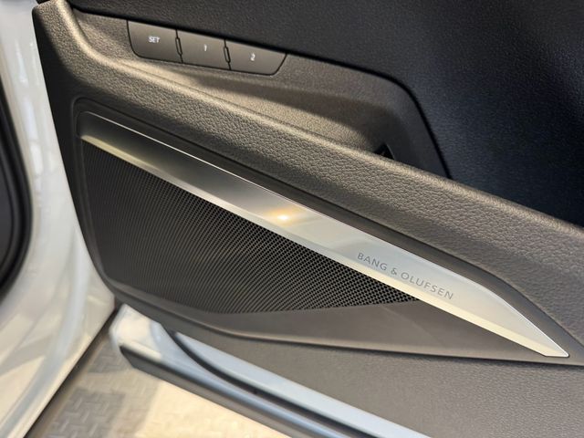 AUDI e-tron SPORTBACK