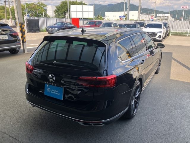 VOLKSWAGEN PASSAT VARIANT