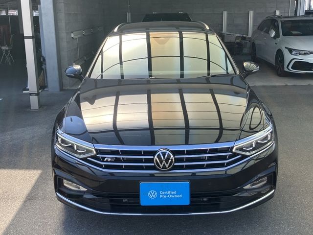 VOLKSWAGEN PASSAT VARIANT