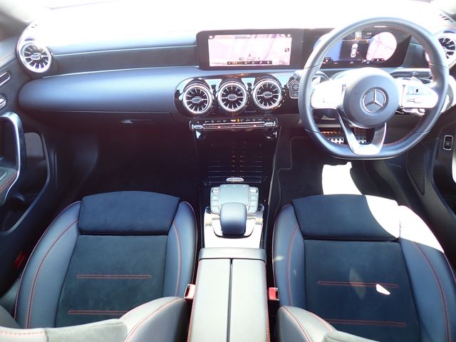 MERCEDES BENZ CLA class