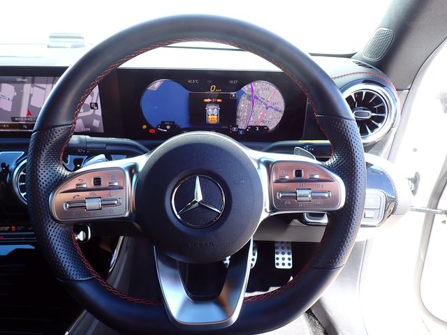 MERCEDES BENZ CLA class