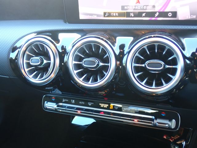 MERCEDES BENZ CLA class