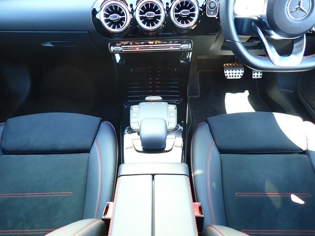 MERCEDES BENZ CLA class