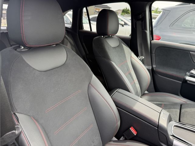MERCEDES BENZ GLA class