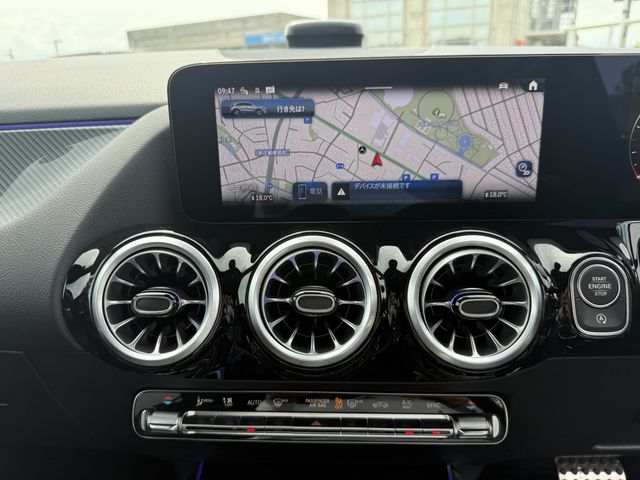 MERCEDES BENZ GLA class
