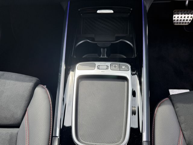 MERCEDES BENZ GLA class