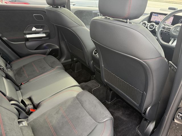 MERCEDES BENZ GLA class