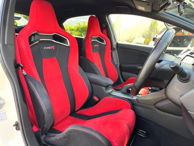 CIVIC hatchback