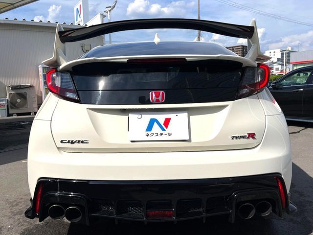 CIVIC hatchback