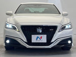 CROWN sedan hybrid
