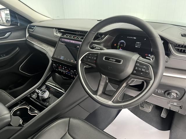 JEEP GRAND CHEROKEE L
