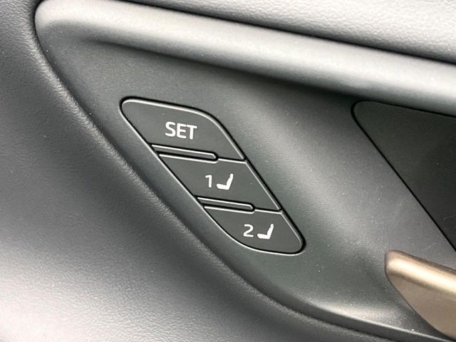 CROWN SPORT