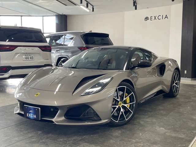 LOTUS EMIRA