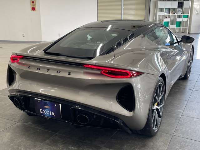 LOTUS EMIRA
