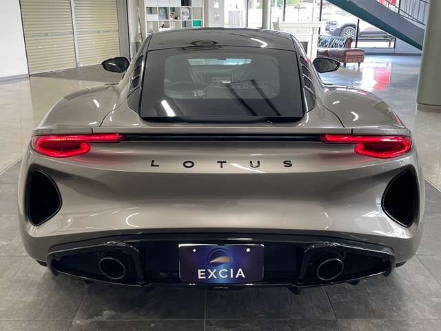 LOTUS EMIRA