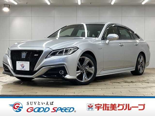 CROWN sedan hybrid