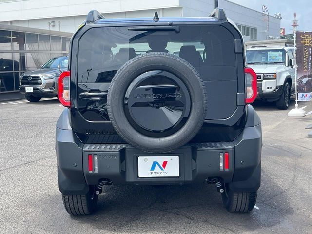 LANDCRUISER FJ