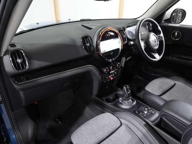MINI COOPER D CROSSOVER