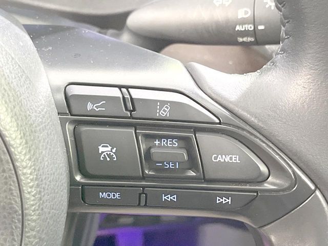 YARIS CROSS HYBRID