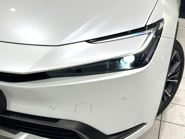PRIUS 4WD
