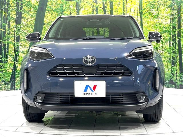 YARIS CROSS