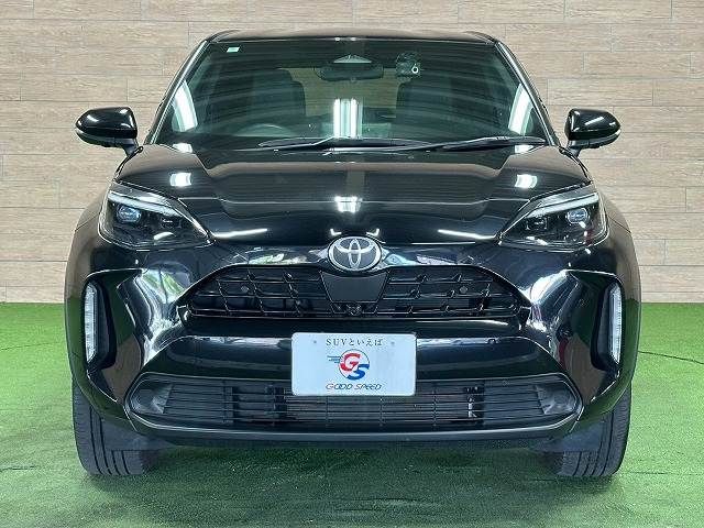 YARIS CROSS