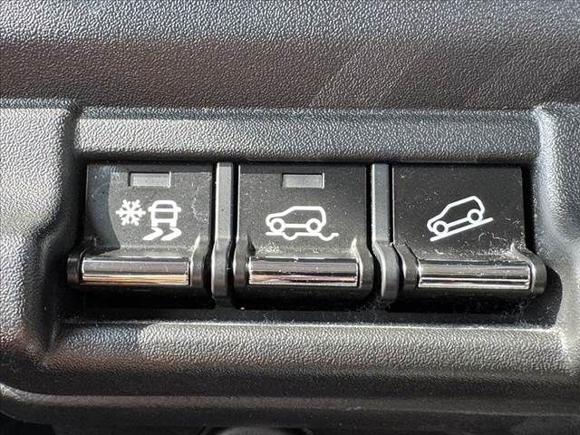 HUSTLER 4WD