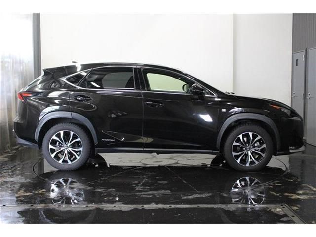 LEXUS NX300h AWD