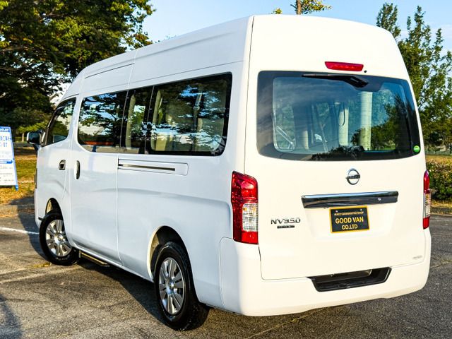 NV350 CARAVAN 4WD