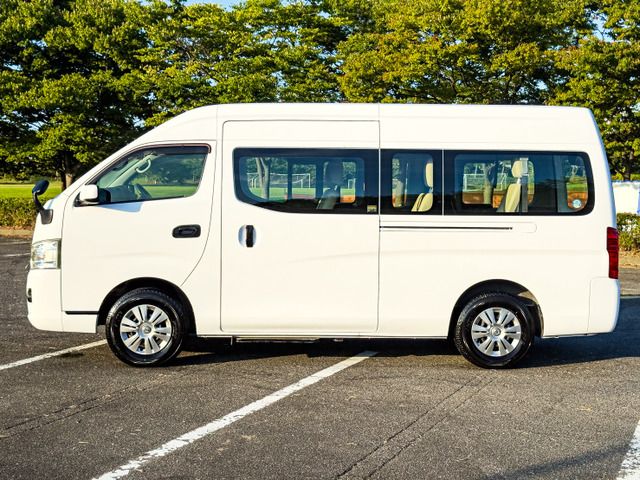NV350 CARAVAN 4WD