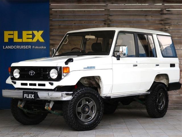 LANDCRUISER van
