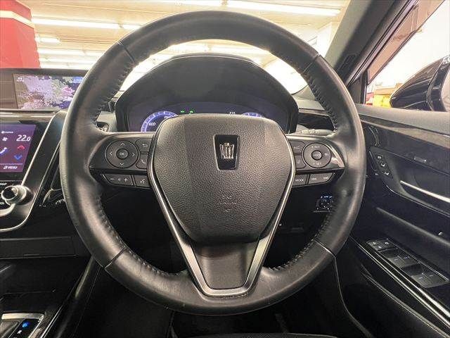 CROWN sedan hybrid 4WD