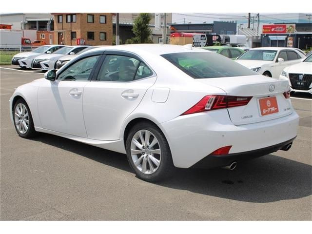 LEXUS IS250