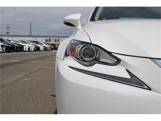 LEXUS IS250